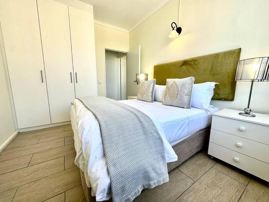 Stunning View Of Table Mountain Apartment *