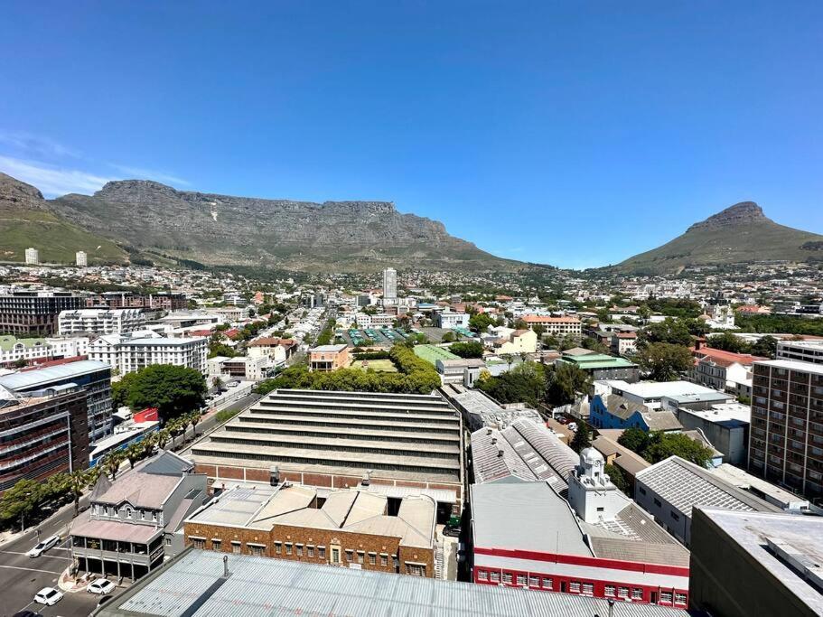 Stunning View Of Table Mountain *